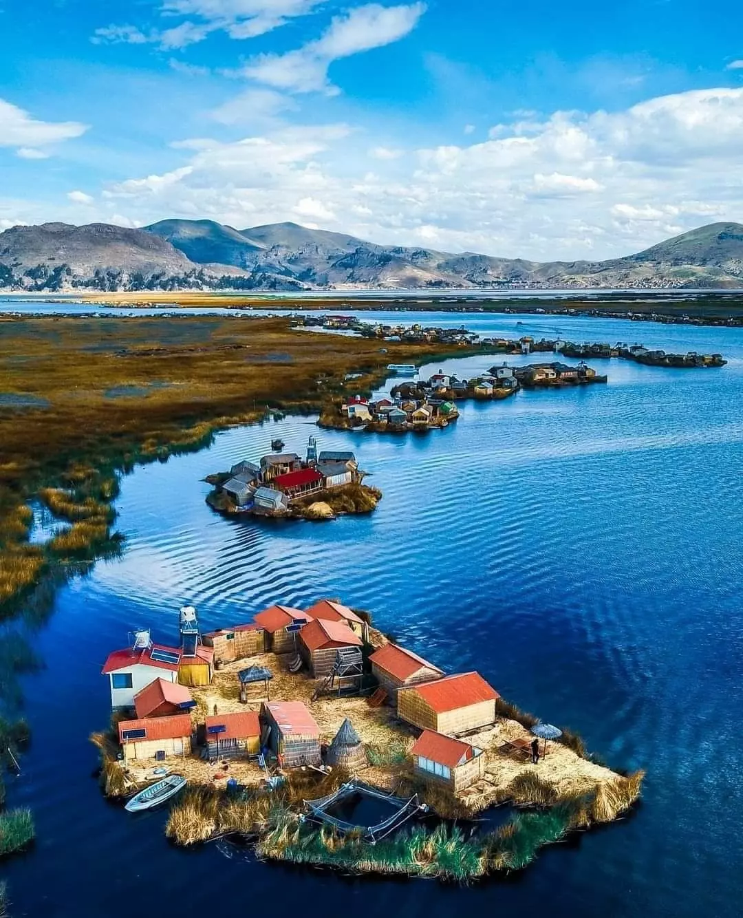 Puno – Islas Flotantes de los Uros y la Isla de Taquile